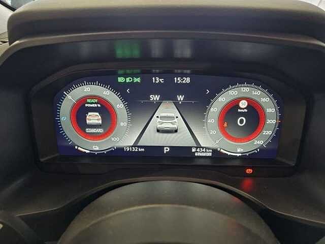 Nissan Qashqai e-POWER 190pk//Kuro EDition//Pano/