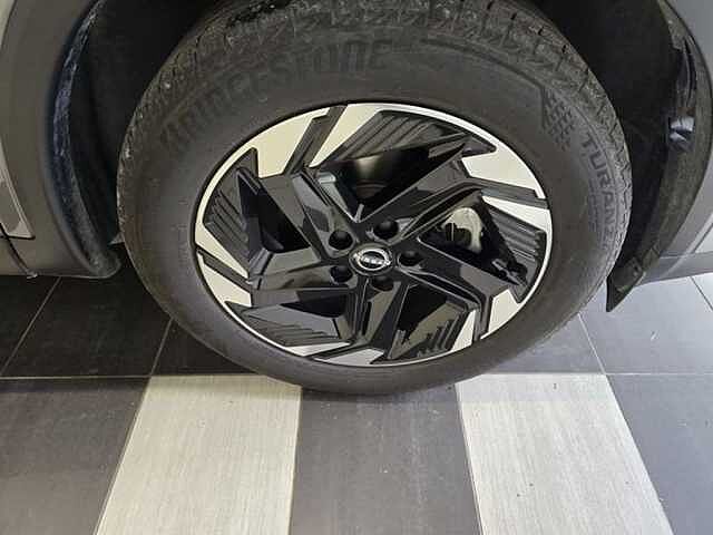 Nissan Qashqai Mild-Hybrid N-Connecta//Cold Pack//PANO//Garantie TOT 3/2025