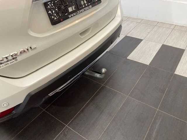 Nissan X-Trail 1.6dCi TEKNA 6MT