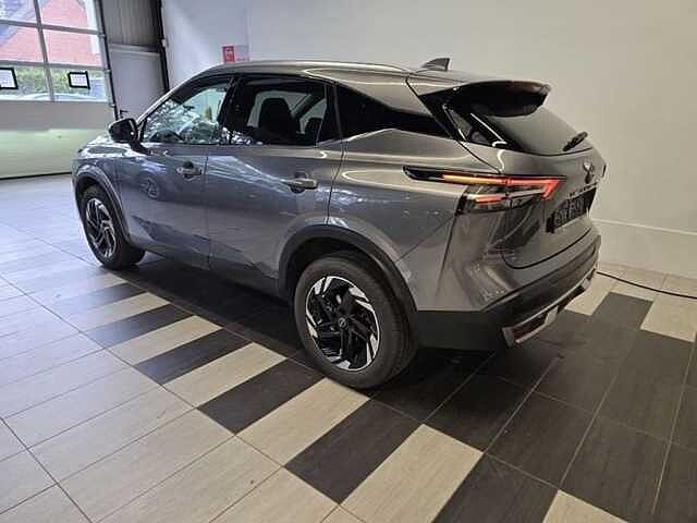 Nissan Qashqai Mild-Hybrid N-Connecta//Cold Pack//PANO//Garantie TOT 3/2025