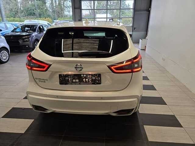 Nissan Qashqai DIG-T Tekna+ DCT//BOSE//Pro Pilot