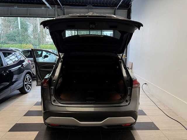 Nissan Qashqai Mild-Hybrid N-Connecta 158PK Benzine Manueel