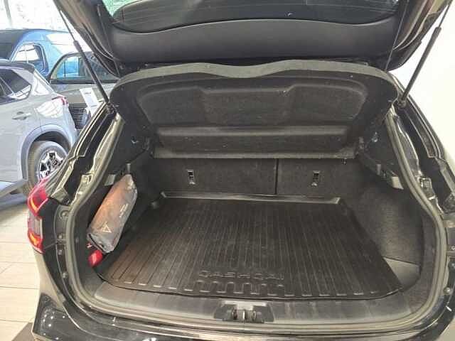 Nissan Qashqai DIG-T Tekna PLUS Xtronic//Bose//360&deg;//Leer//