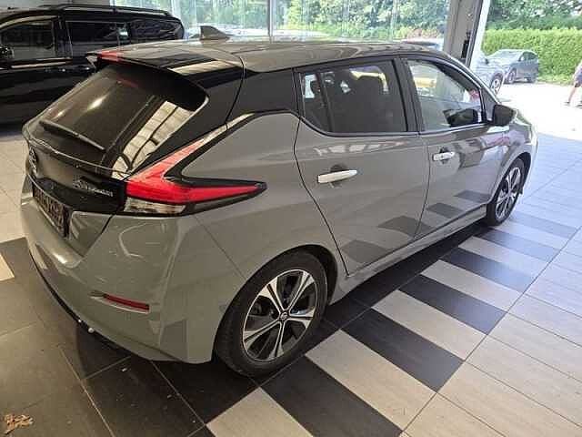 Nissan Leaf 40 kWh Tekna/BOSE/12.000Euro Excl BTW