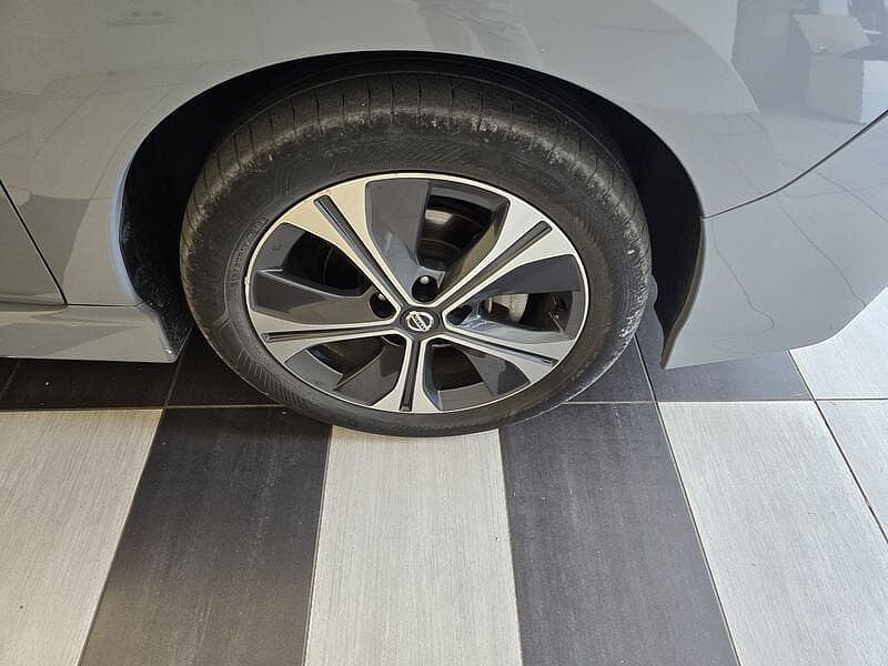 Nissan Leaf 40 kWh Tekna/BOSE/12.000Euro Excl BTW