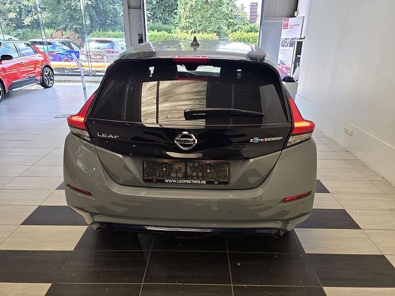 Nissan Leaf 40 kWh Tekna/BOSE/12.000Euro Excl BTW