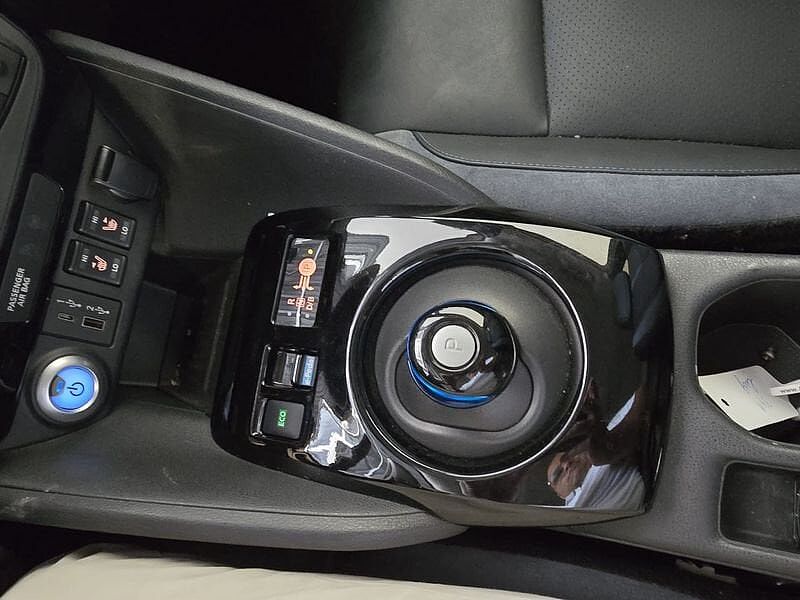 Nissan Leaf 40 kWh Tekna/BOSE/12.000Euro Excl BTW