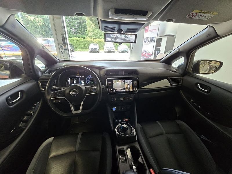 Nissan Leaf 40 kWh Tekna/BOSE/12.000Euro Excl BTW
