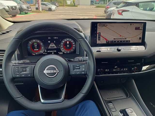 Nissan Qashqai e-Power N-Connecta + Elektr. koffer