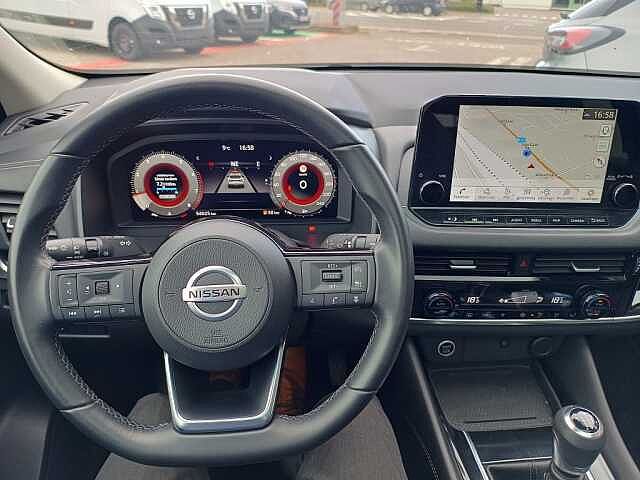 Nissan Qashqai N-Connecta Pano Dak Elektr. Koffer
