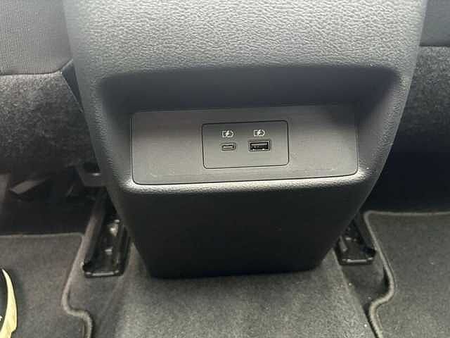 Nissan Qashqai Mild-Hybrid N-Connecta Xtronic