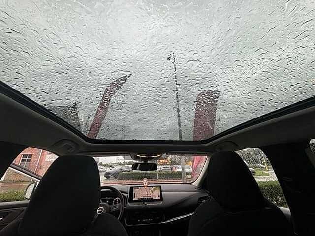 Nissan Qashqai Mild-Hybrid N-Connecta Xtronic