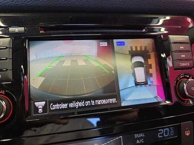 Nissan Qashqai DIG-T N-Connecta / Design Pack / Panodak