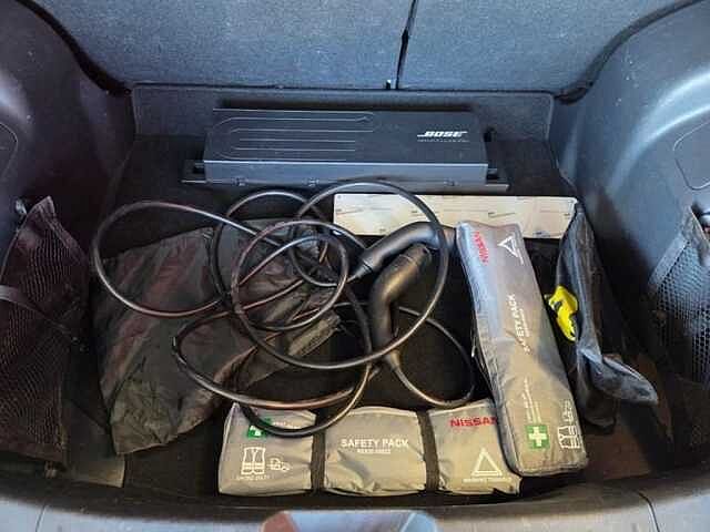 Nissan Leaf EV Tekna / 40kWh / Battery TOP