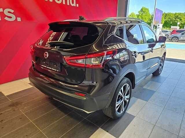 Nissan Qashqai DIG-T N-Connecta / Design Pack / Panodak