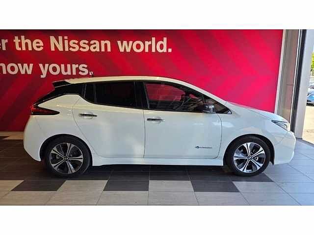 Nissan Leaf EV Tekna / 40kWh / Battery TOP