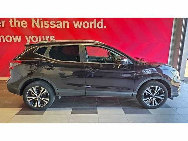 Nissan Qashqai DIG-T N-Connecta / Design Pack / Panodak