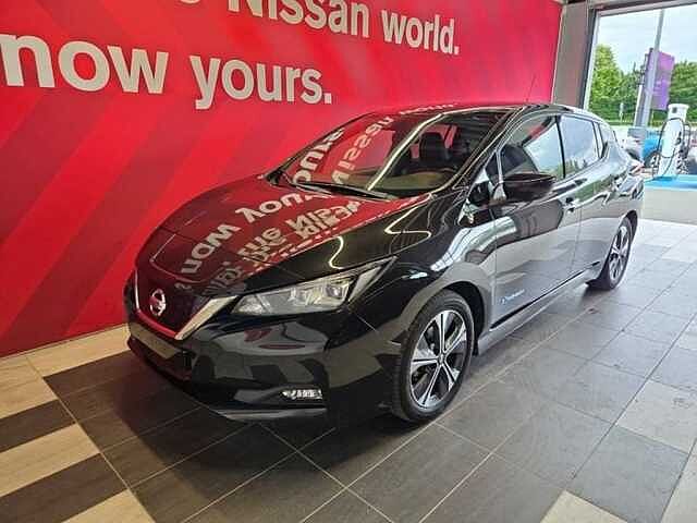 Nissan Leaf EV Tekna / 40kWh / Battery TOP