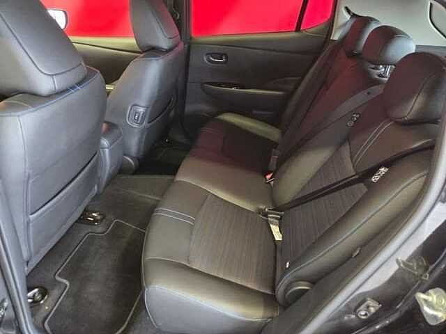 Nissan Leaf EV Tekna / 40kWh / Battery TOP