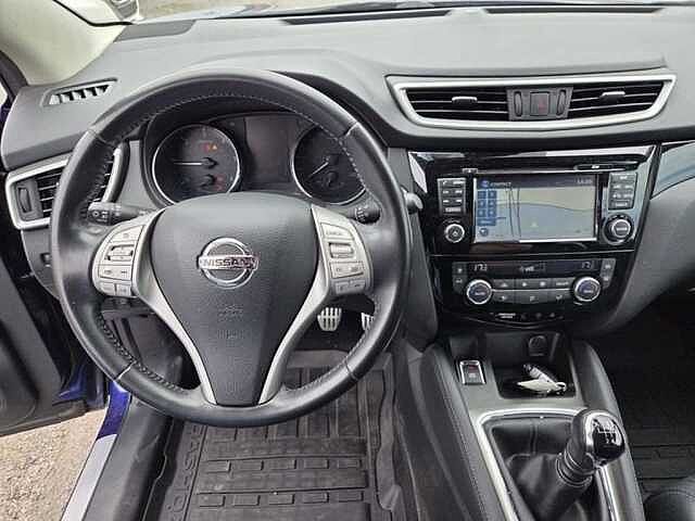 Nissan Qashqai dCi 110 Tekna+ / 4x2 / Trekhaak