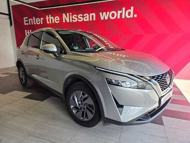 Nissan Qashqai Mild-Hybrid Acenta / Camera / Panodak