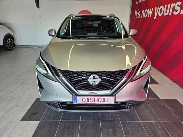 Nissan Qashqai Mild-Hybrid Acenta / Camera / Panodak