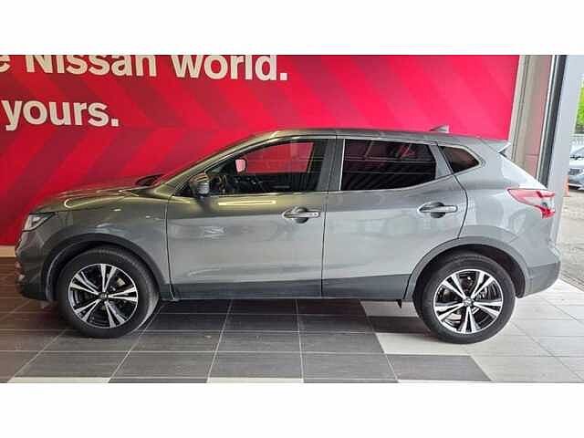 Nissan Qashqai 1.3 DIG-T N-Connecta