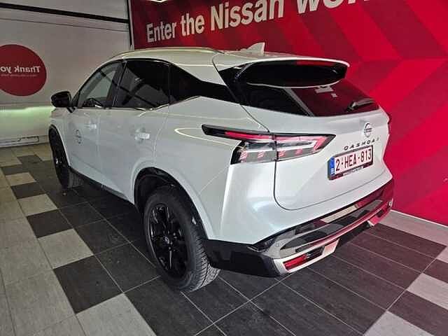 Nissan Qashqai Mild-Hybrid Tekna - 23.500 ex btw