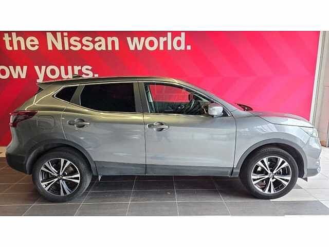 Nissan Qashqai 1.3 DIG-T N-Connecta