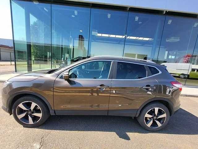 Nissan Qashqai DIG-N-Connecta Xtronic