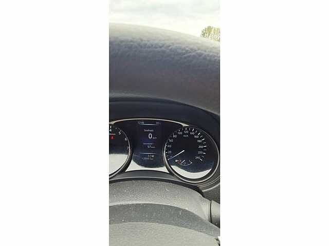 Nissan X-Trail 1.6 BENZINE Visia