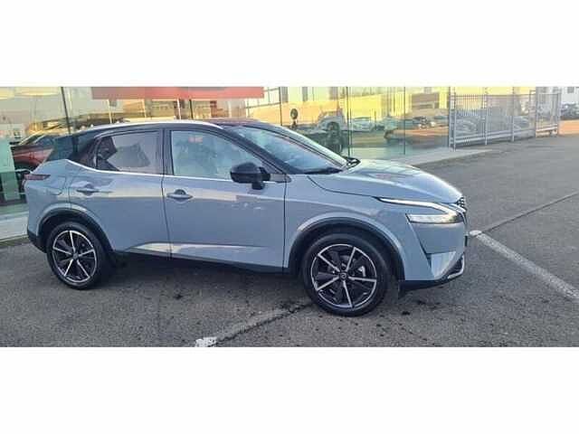 Nissan Qashqai Tekna 1.3 benz mt