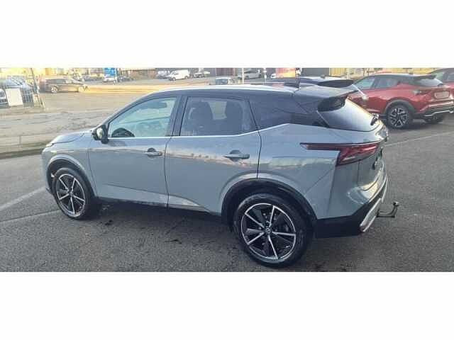 Nissan Qashqai Tekna 1.3 benz mt