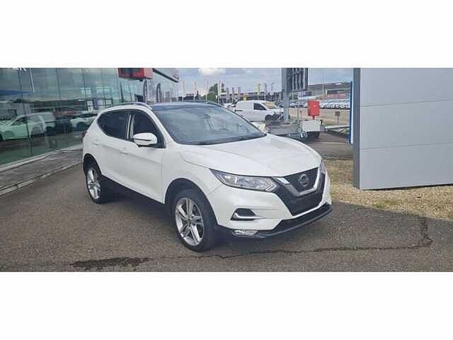 Nissan Qashqai 1.3 DIG-t N-Connecta + 19' velgen