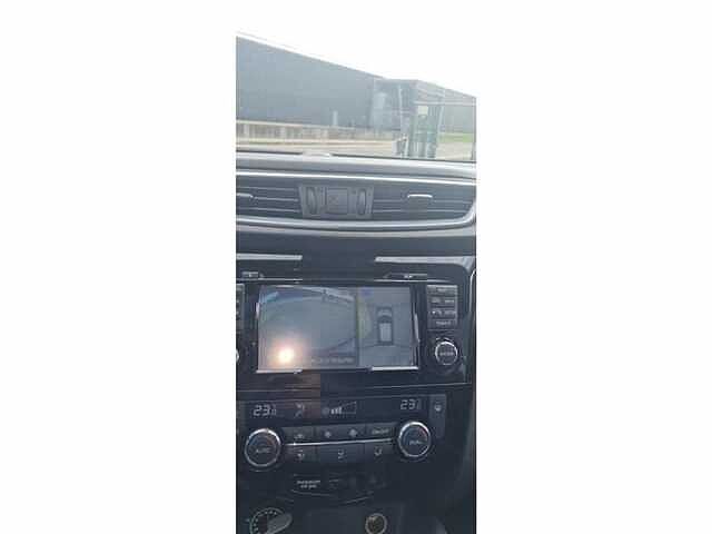 Nissan Qashqai 1.3 DIG-t N-Connecta + 19' velgen