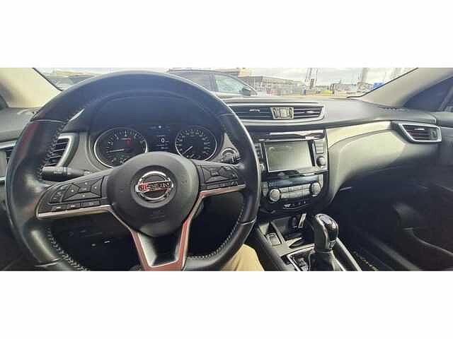 Nissan Qashqai DIG-T N-Connecta DCT
