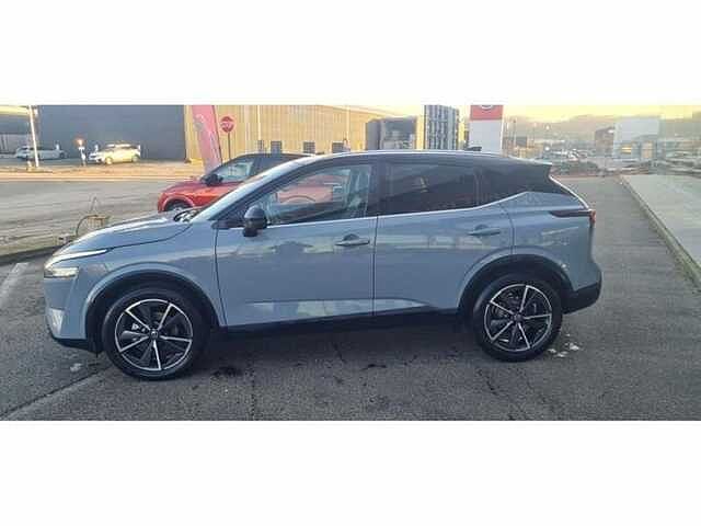 Nissan Qashqai Tekna 1.3 benz mt