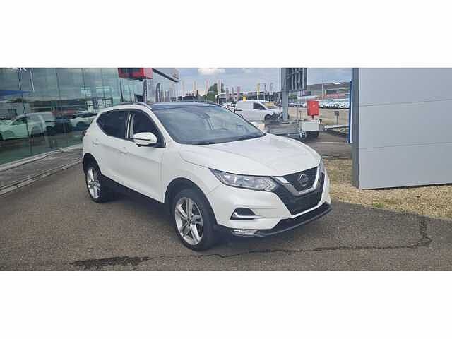 Nissan Qashqai 1.3 DIG-t N-Connecta + 19&#039; velgen