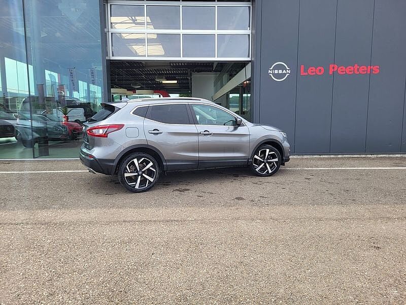 Nissan Qashqai DIG-T N-Connecta DCT
