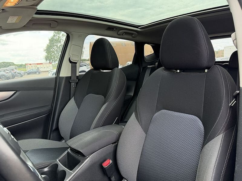 Nissan Qashqai DIG-T N-Connecta Xtronic