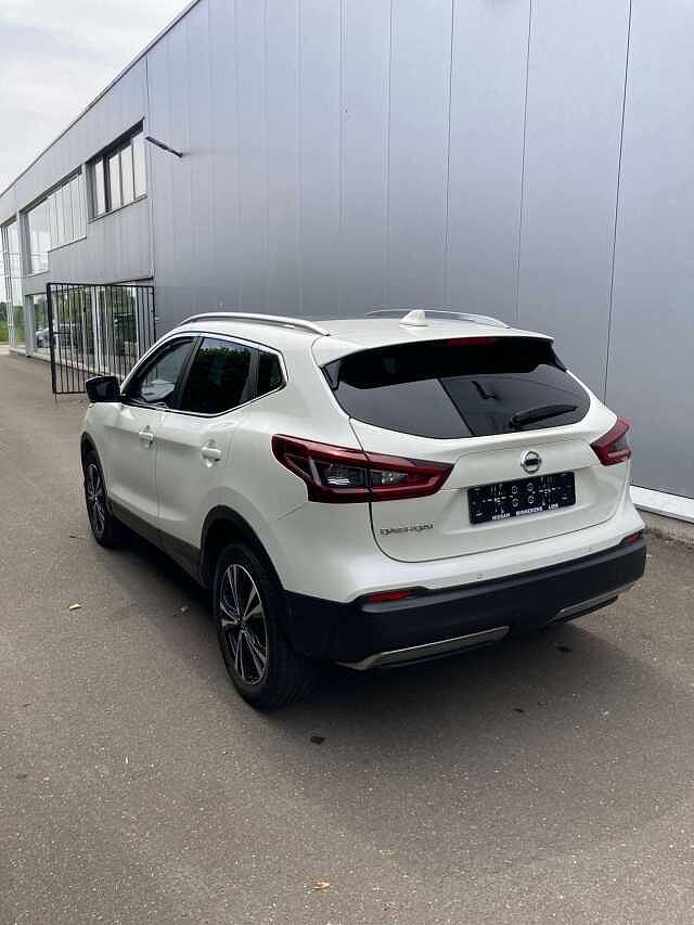 Nissan Qashqai Qashqai 1.3 DIG-T N-CONNECTA