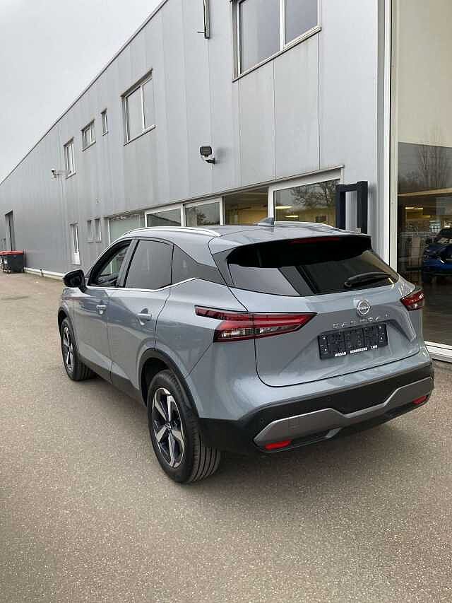 Nissan Qashqai Qashqai 1.3 DIG-T MHEV N-Connecta + Design pack