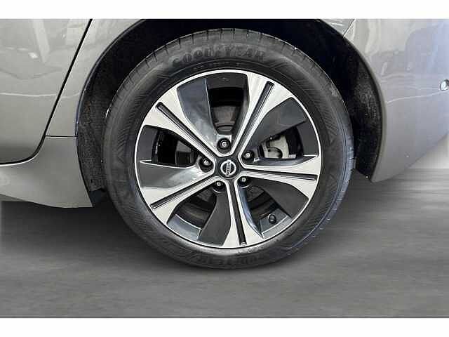 Nissan Leaf 40kWh TEKNA | 3.000&euro; OVERHEIDSPREMIE