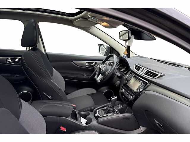 Nissan Qashqai 1.2 DIG-T N-Connecta