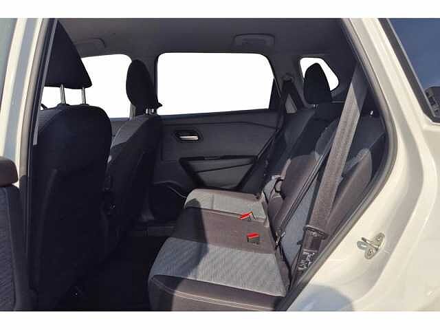 Nissan X-Trail Mild-Hybrid 163 X-Tronic N-Connecta 7 Zitplaatsen - Navigatie - Cruise control