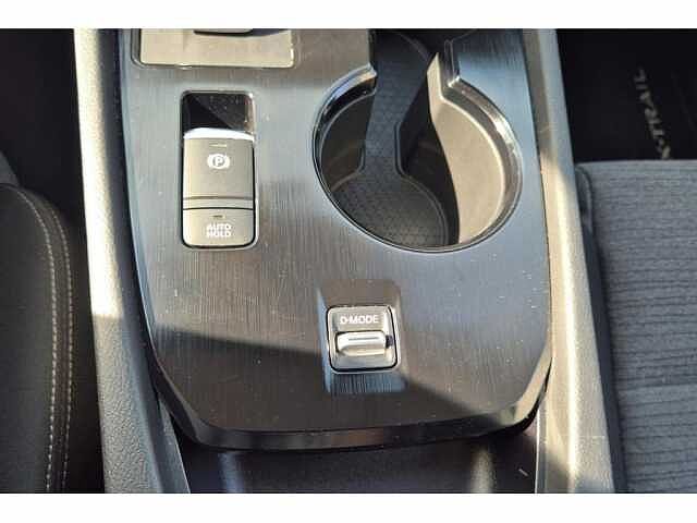 Nissan X-Trail Mild-Hybrid 163 X-Tronic N-Connecta 7 Zitplaatsen - Navigatie - Cruise control