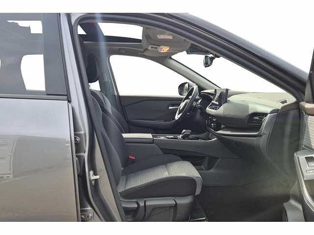 Nissan X-Trail N-Connecta HYBRID GPS / 360° CAMERA / AUTOM. AIRCO/ OPEN PANO dak 7PLAATSEN / CR