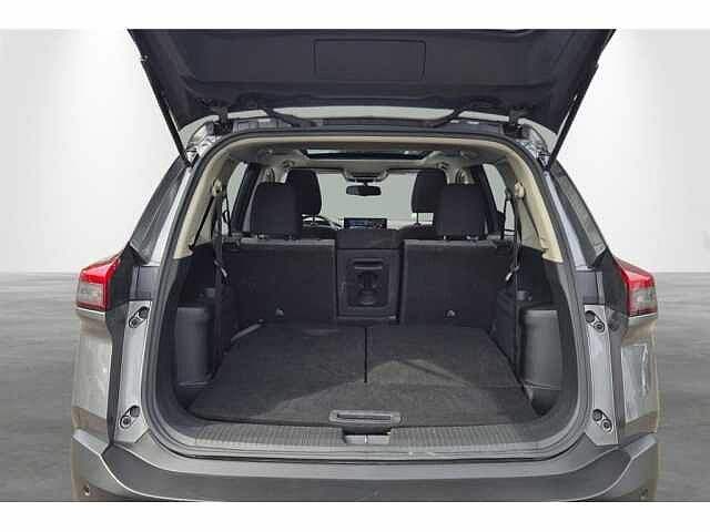 Nissan X-Trail N-Connecta HYBRID GPS / 360° CAMERA / AUTOM. AIRCO/ OPEN PANO dak 7PLAATSEN / CR