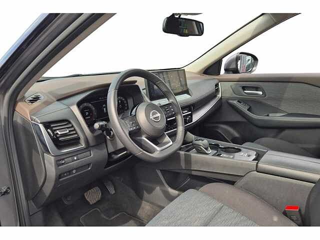 Nissan X-Trail N-Connecta HYBRID GPS / 360° CAMERA / AUTOM. AIRCO/ OPEN PANO dak 7PLAATSEN / CR