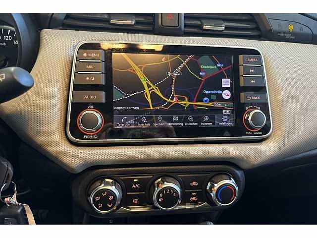 Nissan Micra GPS + CAMERA + SENSOREN